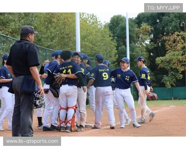 上海队获十五运会棒球项目季军 上海队获十五运会棒球项目季军